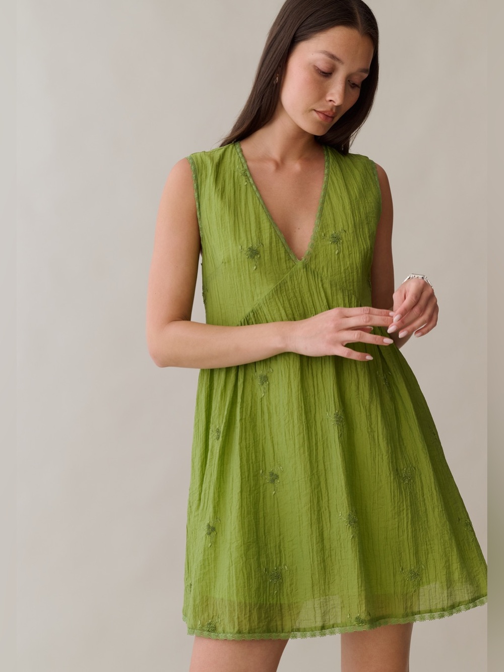 Few Moda Kourt Stefania Green Embroidered Mini Dress S NWT $198